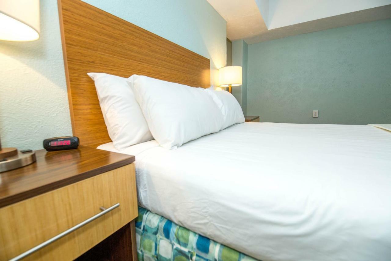 Blue Palms Resort Уайлдууд Екстериор снимка